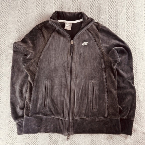 Vintage Y2K - Nike Women's Small (4-6) Velour Brown Full Zip Track Suit Set - Picture 2 of 16